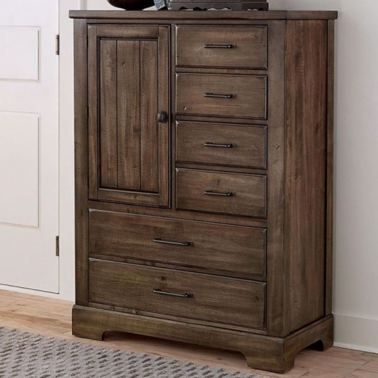 Picture of MINK ARTISAN & POST STANDING CHEST 