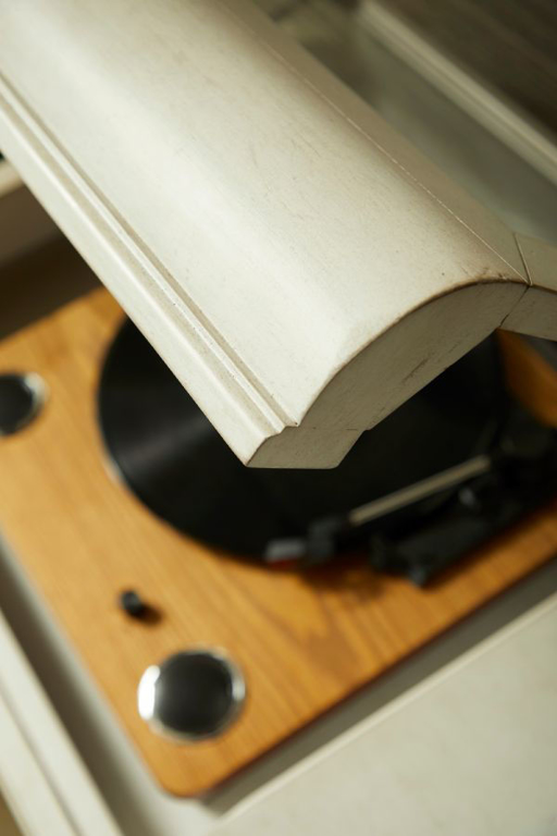 Picture of NASHVILLE RECORD PLAYER CONSOLE