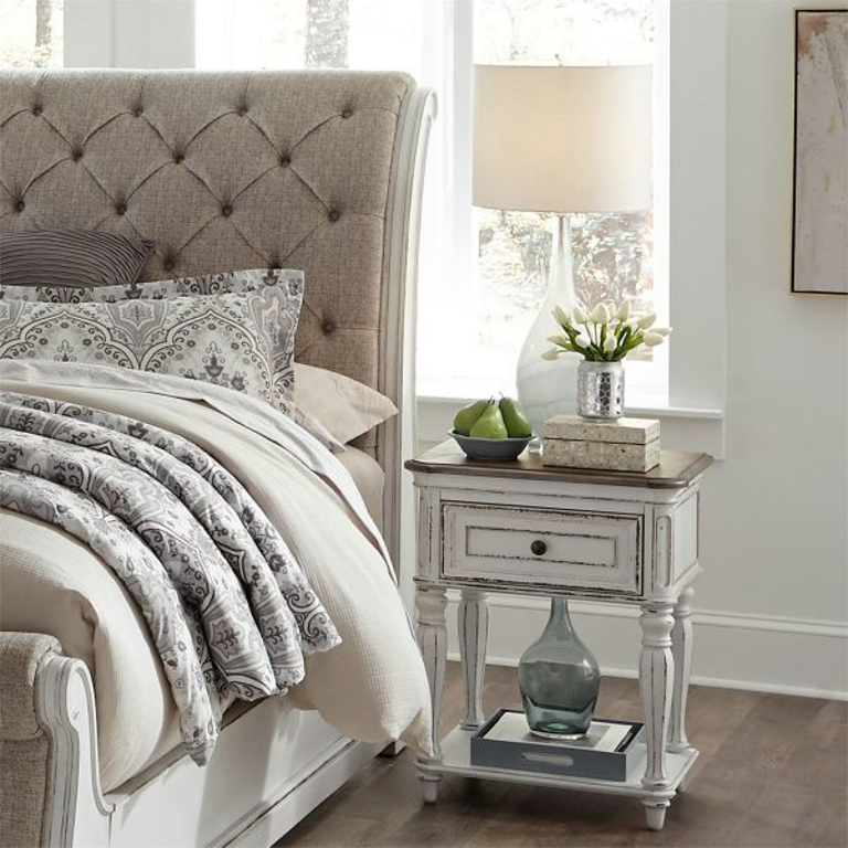 Picture of MAGNOLIA MANOR LEG NIGHTSTAND