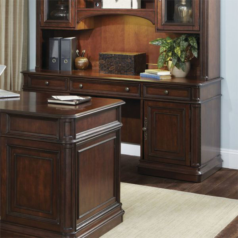 Picture of BRAYTON MANOR CREDENZA