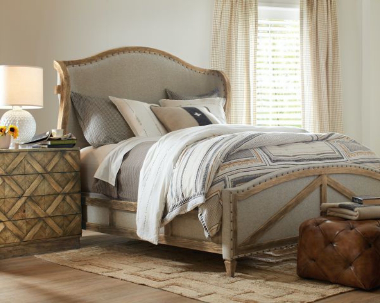 Picture of ROSLYN COUNTY KING BED - PECAN