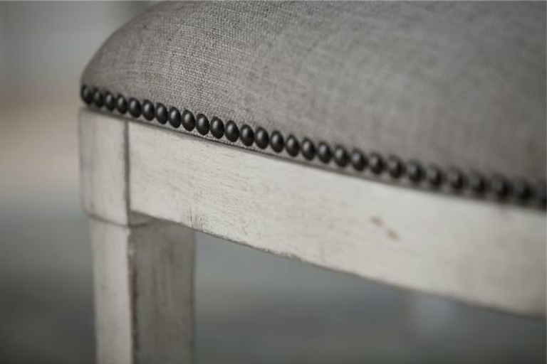 Picture of BASSETT BELLA ARM CHAIR