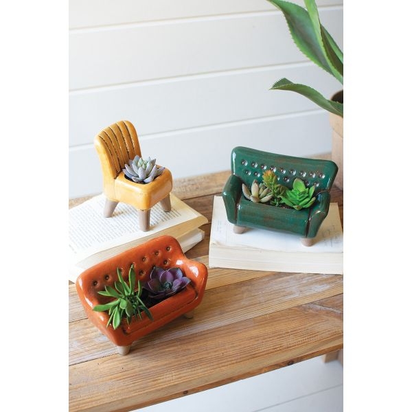 Picture of ASSORTED CERAMIC PLANTER SET