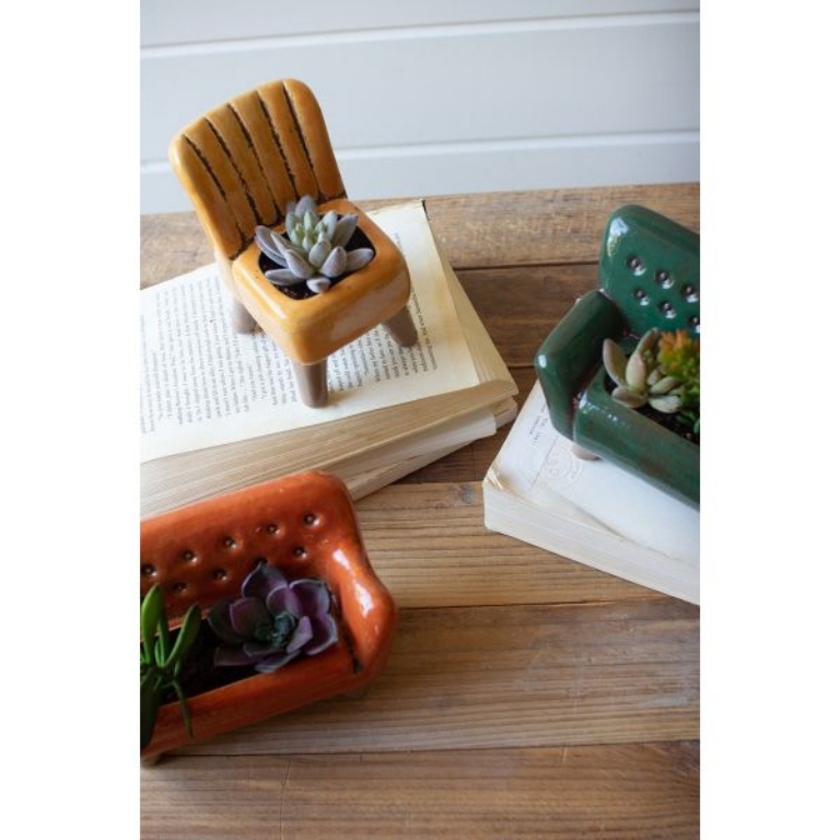 Picture of ASSORTED CERAMIC PLANTER SET