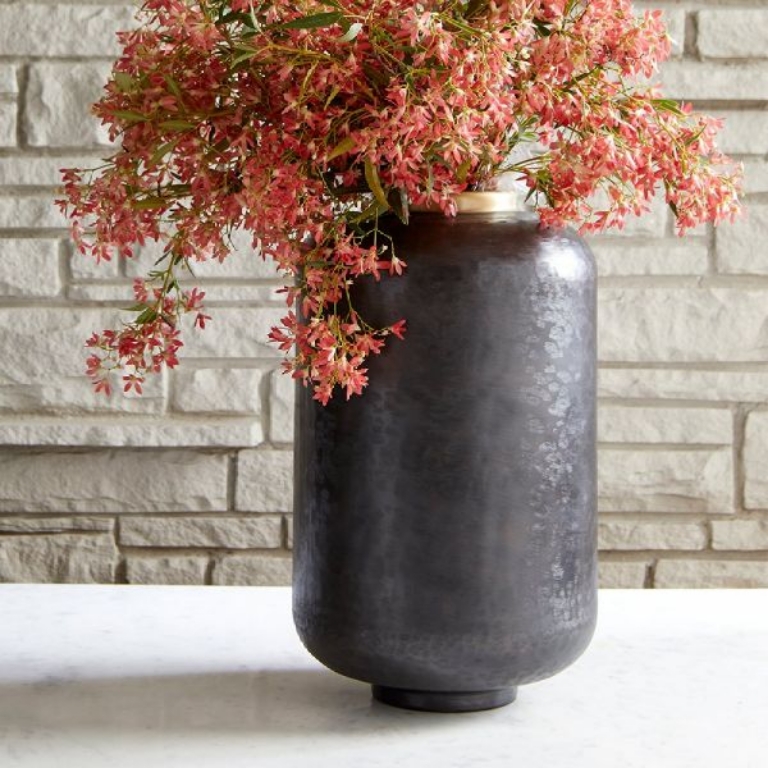 Picture of LARGE AKITA VASE