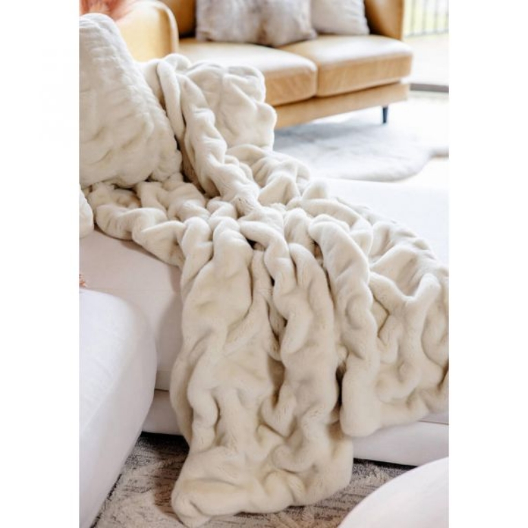 Picture of COUTURE IVORY 60X60 MINK THROW