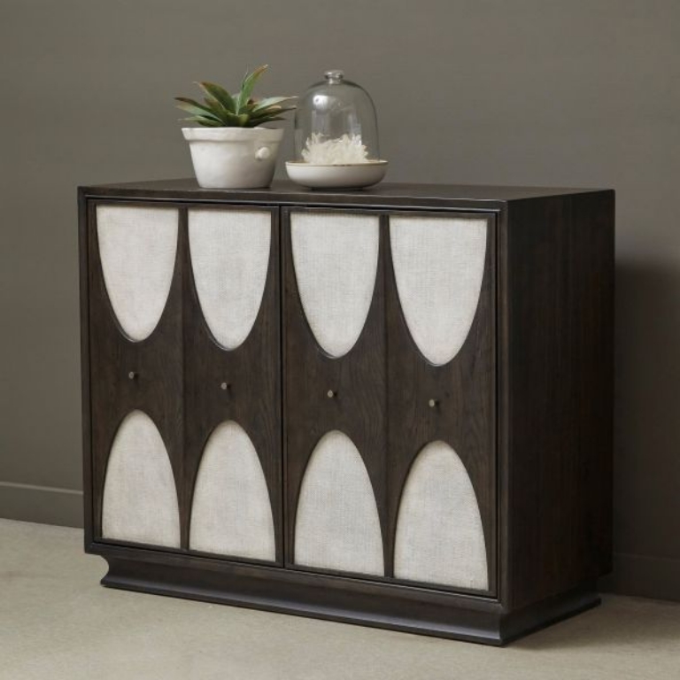 Picture of LACHLAN BAR