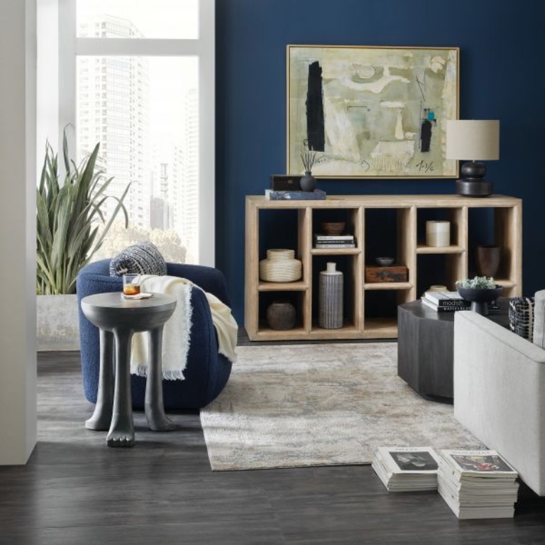 Picture of COMMERCE & MARKET SPOT TABLE