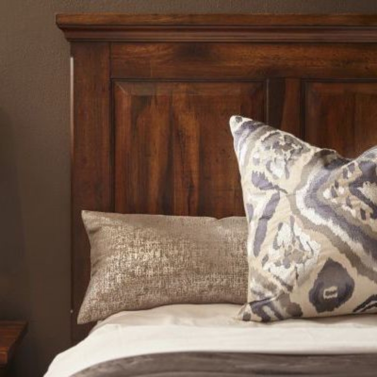 Picture of HILL CREST KING BEDROOM GROUP