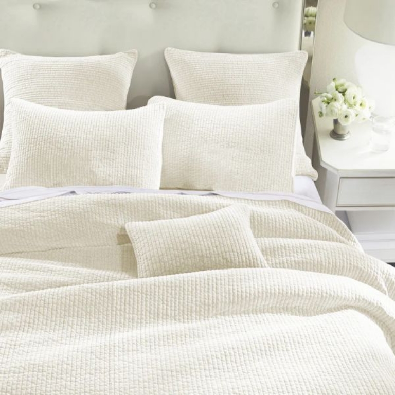 Picture of STONEWASHED VINTAGE WHITE KING QUILT SET