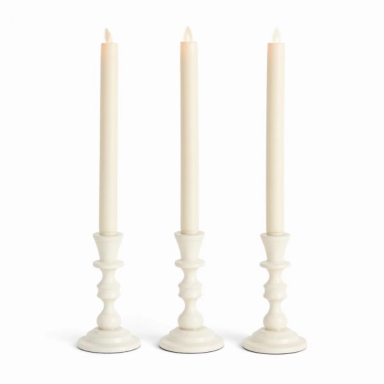 Picture of EVE WHITE TAPER HOLDERS  SET