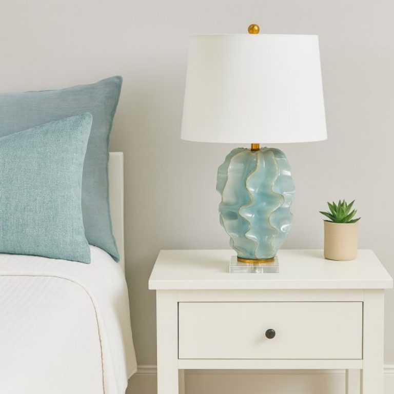 Picture of HANNAH TABLE LAMP