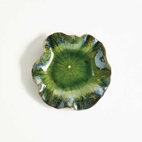 Picture of DEMROF GREEN LILY PLATE II