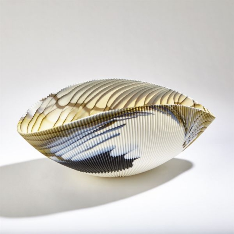 Picture of PLEATED AMBER LARGE BOWL