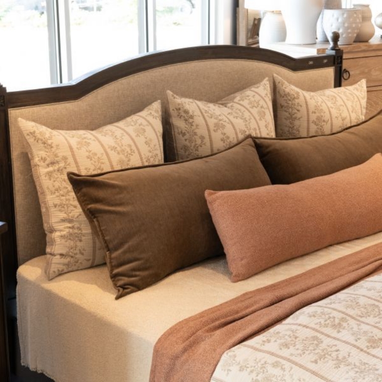 Picture of BROOKE KING BEDDING COLLECTION